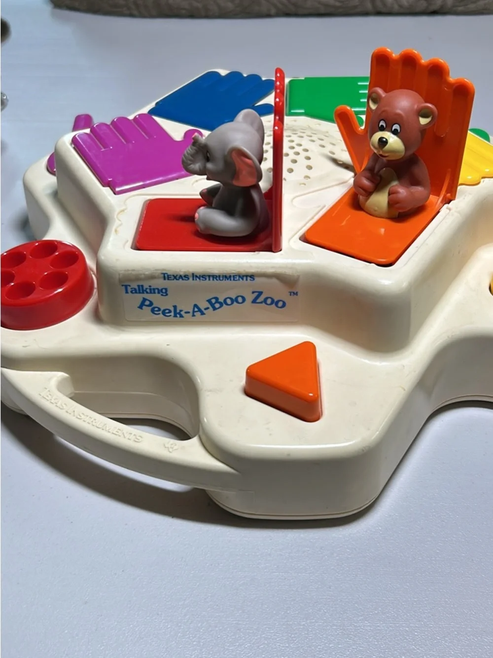 Texas Instruments Talking Peek-A-Boo Zoo Kids Toy - Multicolor